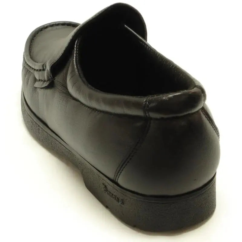 Pinoso's P-4746-628 Black Slip on Loafers