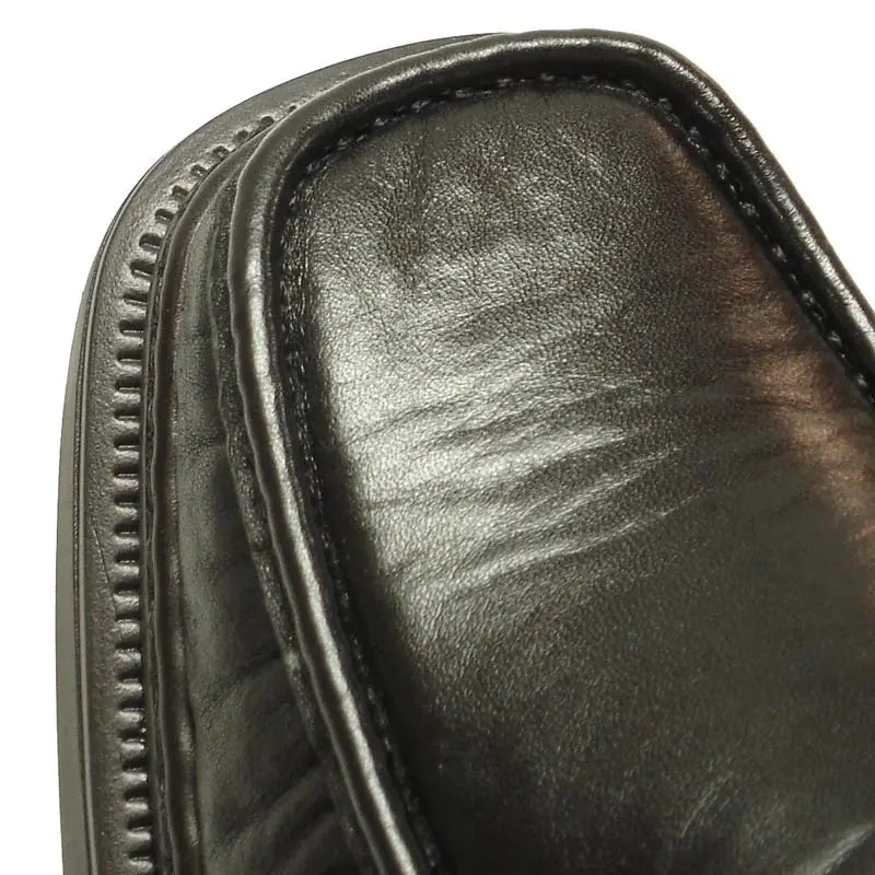 Pinoso's P-4746 Black Slip on Loafers