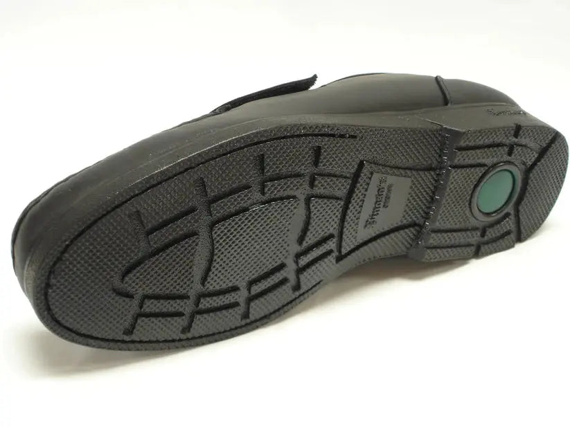 Pinoso's P-5203-628 Black Monk Strap Shoes