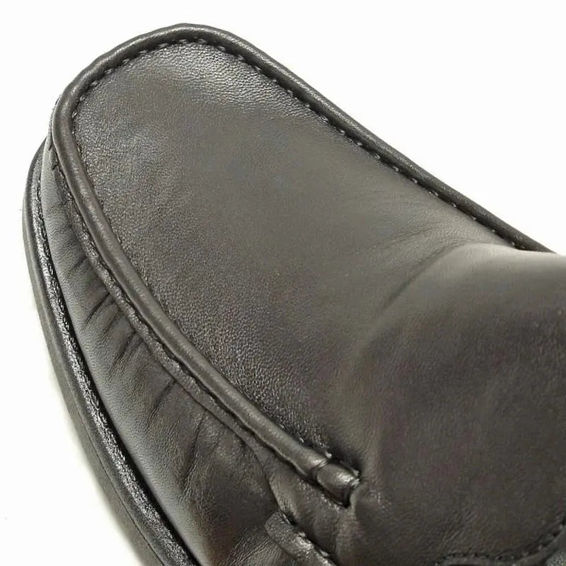 Pinoso's P-5614-668 Black Leather Slip on Loafers