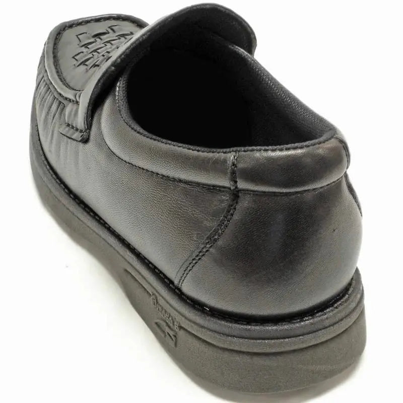 Pinoso's P-5614-P41 Black Leather Slip on Loafers