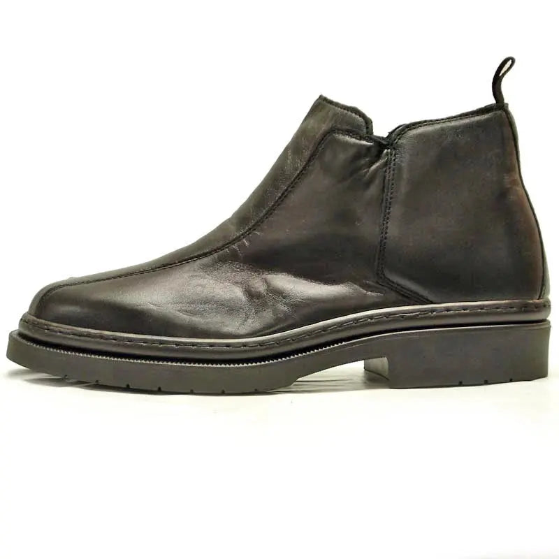 Pinoso's P-5692 Black Leather Boots
