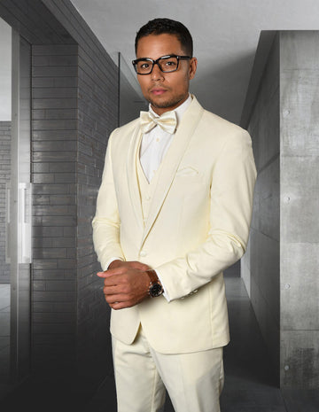 Statement Caesar Offwhite Tuxedo